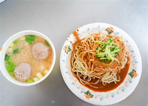 玲玲涼麵|【食記】 台北東區 玲玲涼麵/水餃/熟麵